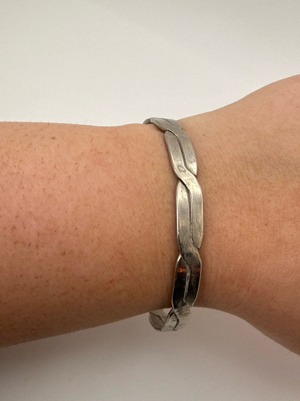 Sterling Silver Linked Wave Bracelet - Silver